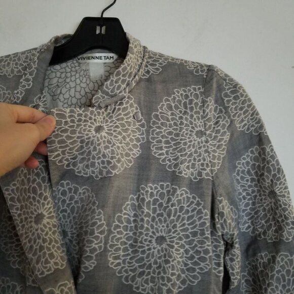 Vivienne Tam Floral Print Belted Light Weight Coat - Picture 7 of 13